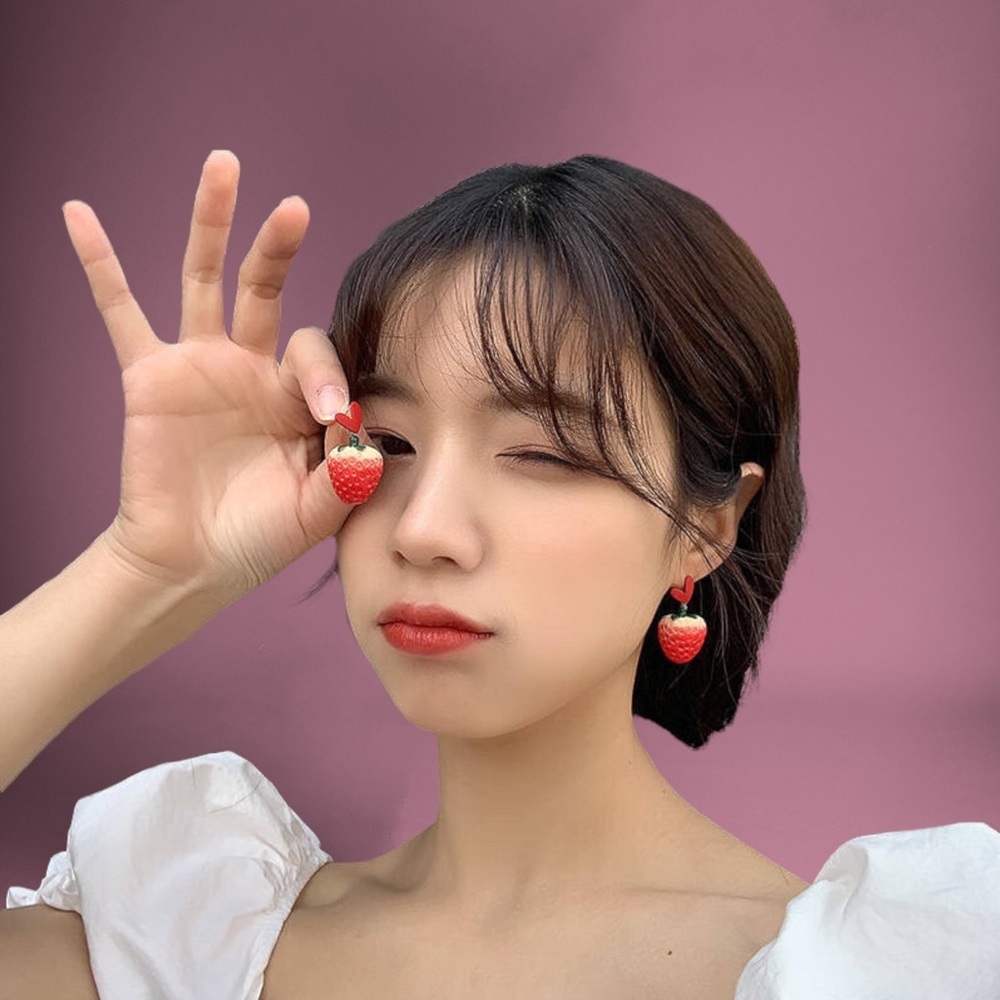 3D Strawberry Earrings. Hypoallergenic. Heart stud is made of 925 silver.